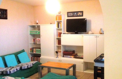Trevou-Treguignec Apartment | Open the shutters and look at the sea, the 7 Islands and the gulls !