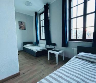 Elk Hostel | Open Tours