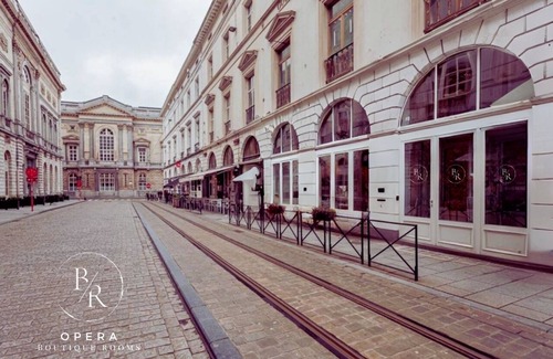 Ghent Apartment | Opera Boutique Rooms ~ Puccini