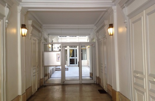 Quartier du Faubourg-Montmartre Apartment | Opera duplex with terrace, close to Olympic sites.