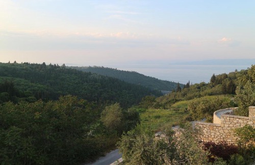 Vlachopoulatika House | Opera House Paxos