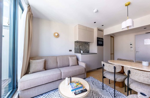 Chaussee-d'Antin Apartment | Opera - One Bedroom Balcony