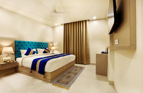 Mahipalpur Extension Hotel | OPO Hotel Dior