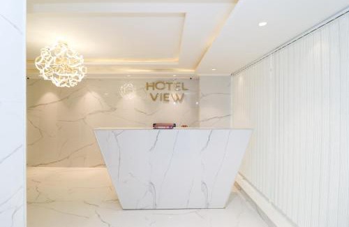 Mahipalpur Extension Hotel | OPO The View, Delhi Airport