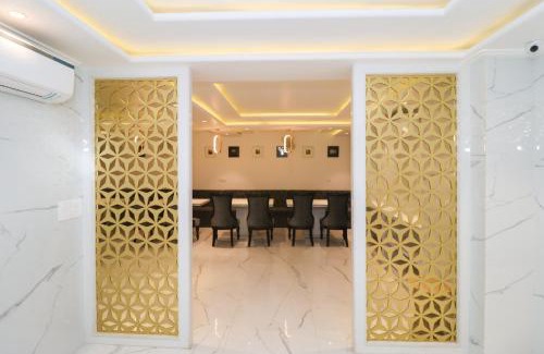 Mahipalpur Extension Hotel | OPO The View, Delhi Airport