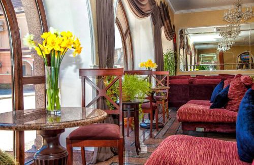 Kamenets-Podol'skiy Hotel | Optima Collection Kamianets-Podilskyi