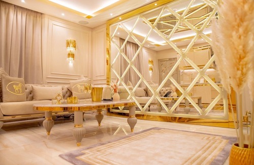 Huddersfield Apartment | Optimal Apartments - The Celestial Suite