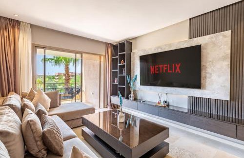 Menara Apartment | Opulent 3BR apartment, pool view