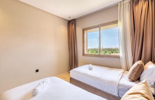 Menara Apartment | Opulent 3BR apartment, pool view