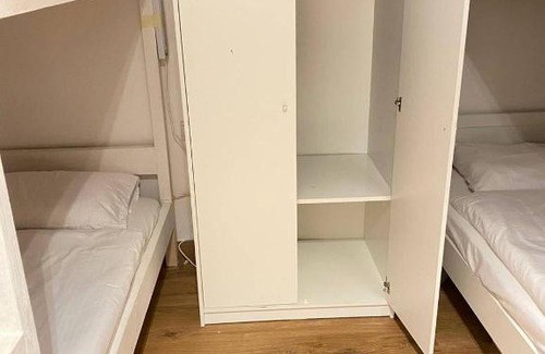Dubai Marina Apartment | ORA bed-space JBR