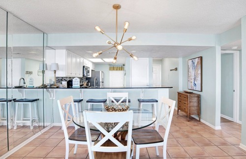 Orange Beach East Condo | Orange Beach 2BR Sleeps 6 Bayside Boat Slips