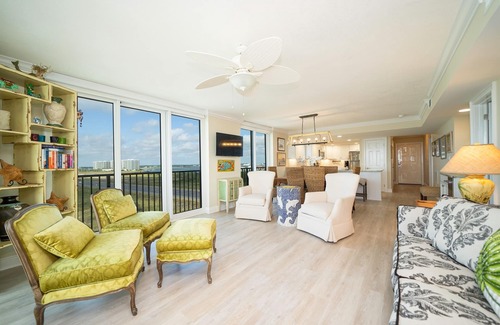 Orange Beach East Condo | Orange Beach 3BR Luxury Sleeps 8 Beachfront