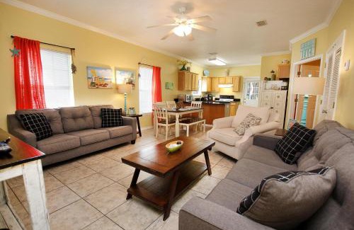 Orange Beach House | Orange Beach Villas - Beach Retreat