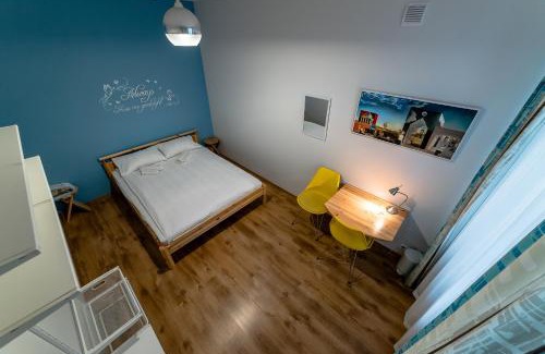 Centrs Hostel | Orange Cat Rooms