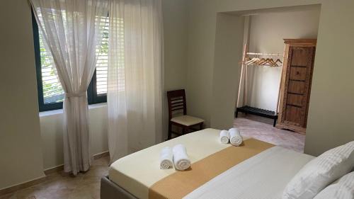Himare Villa | Orange Garden