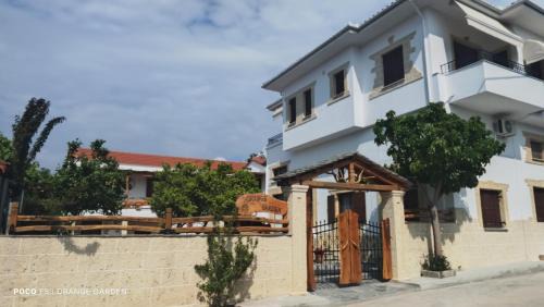Kala Nera Apartment | Orange Garden
