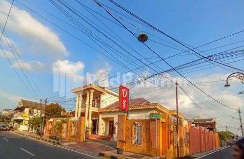 Madiun Hotel | Orange inn RedPartner Madiun