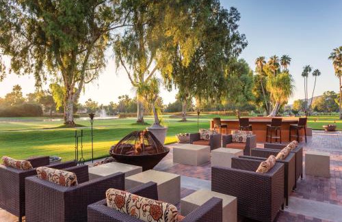 Paradise Valley Village Resort | Orange Tree Resort