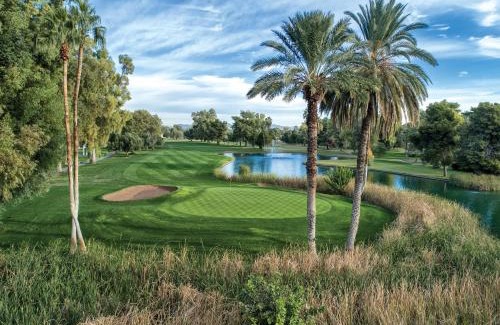 Paradise Valley Village Resort | Orange Tree Resort