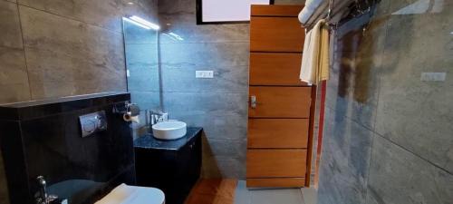 Vagamon Resort | Orange Valley Hills Resort Vagamon