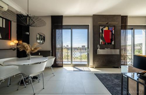 Belso-Ferencvaros Apartment | ORANGEHOMES 130 m2 APT with fantastic view to river Danube