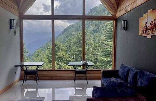Shogran Hotel | Orangeloft Shogran