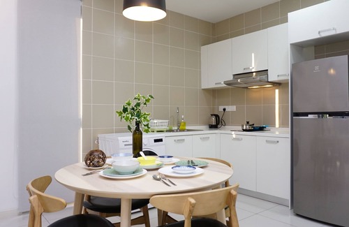 Petaling Jaya Apartment | Orangerabbit Family Suite@PJ Icon City -6 Pax,Sky view Pool ,Free Wifi