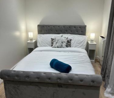 Horley Apartment | Orbit guest house