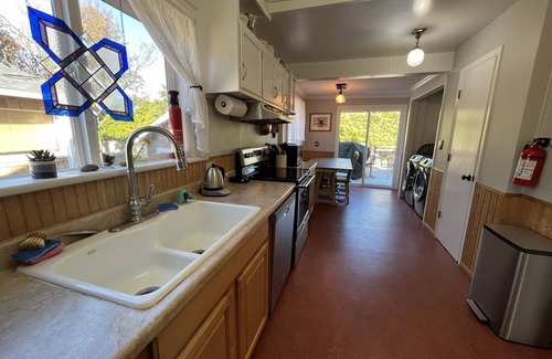 Seaside House | Orca Beach House Close to Beach