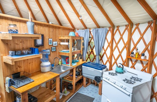 Seward Cabin | Orca Island Cabins