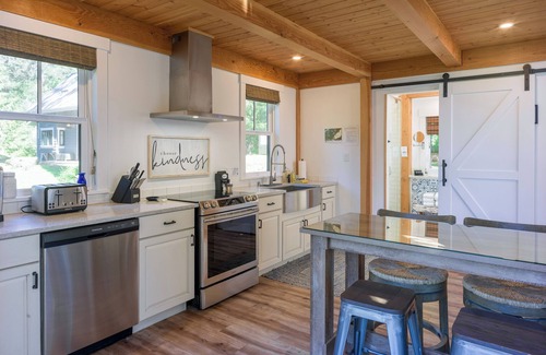 Eastsound House | Orcas Island, Heavenly Homestead #281