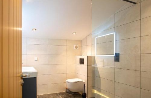 Cropthorne House | Orchard Barn - Luxury 4 BD Barn Conversion!
