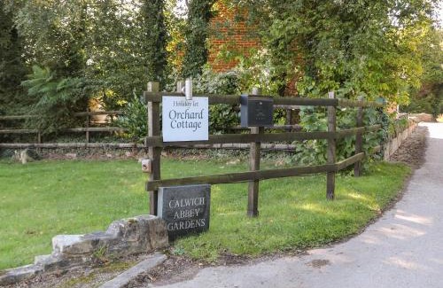 Calwich House | Orchard Cottage