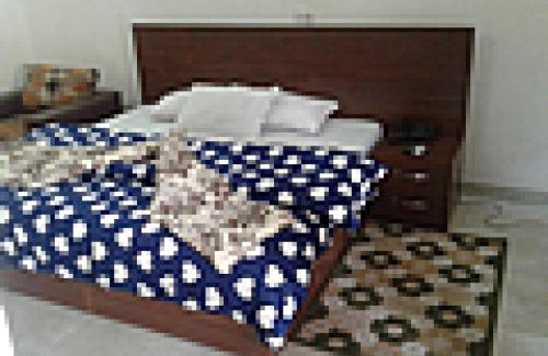 Ibadan Cabin | Orchard Hotel - Standard