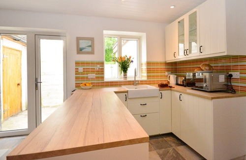 Dingle House | Orchard House 4 bedroom house VRBO