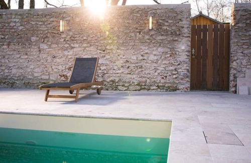Ballan-Mire Villa | Orchard house in the Commanderie de Ballan