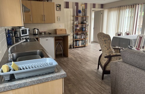 Hanley Swan Bed & Breakfast | Orchard Side Bed and Breakfast
