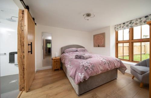 Stoke Rivers House | Orchard View