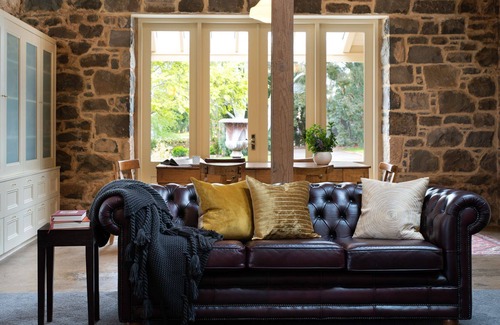 Weatherboard House | Orchards at Spring Vale Farm - Homestead 6 guests