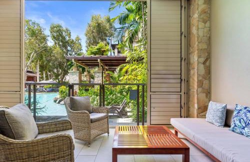 Palm Cove Apartment | Orchid at Temple Resort - Waterfront Swim-out Oasis