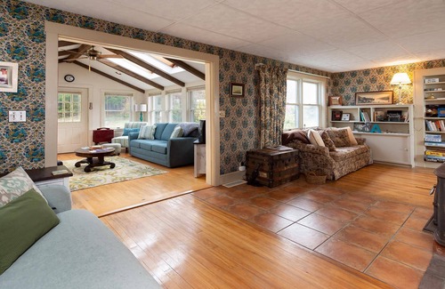Mid-Coast and Islands House | Orchid Harbor, Sunset Views on Bailey Island! 3 bedroom ocean-front bay cottage