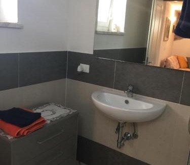Piombino Apartment | Orchidea Appartamento