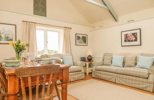 St. Agnes House | Oreo's Cottage