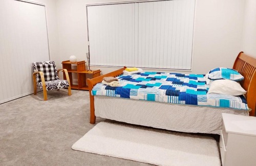 Orewa House | Orewa Brand New Sunshine Home Stay