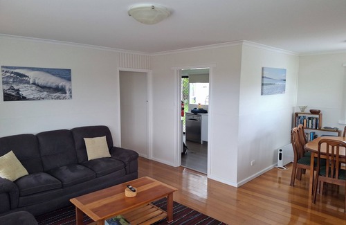 Orford House | Orford Escape, come and Relax! Quality beds and block knives are kept sharp!