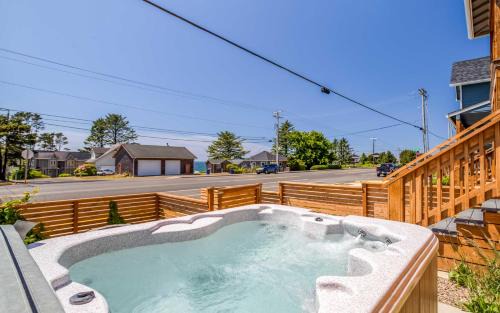 Depoe Bay House | Organic by Nature