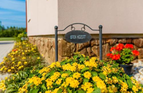 Murakeresztur House | Orgona Vendégház
