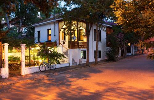 Adalar House | Orhan Kutbayin Evi