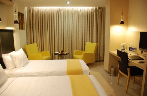Khar Hotel | Oriental Residency Hotel