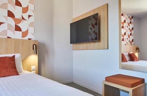 Puy-Guillaume Hotel | Originals Boutique, Hôtel Larivaut, Puy-Guillaume